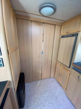                         Przyczepa TEC 2003 r. - zdjęcie 26
                        