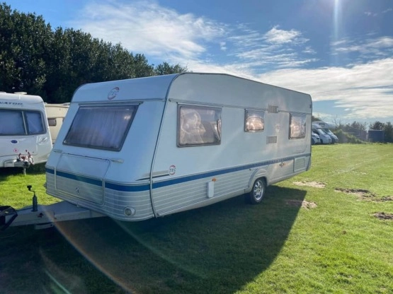                         Przyczepa TEC 2003 r. - zdjęcie 3
                        