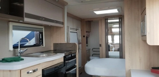                         Przyczepa kempingowa Elddis Crusader 2017 r. - zdjęcie 3
                        