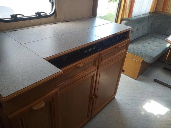                         Przyczepa kempingowa TEC 553 z 1992 r. - zdjęcie 3
                        