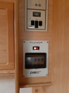                         Przyczepa Swift Jura z 1999 r. - zdjęcie 9
                        