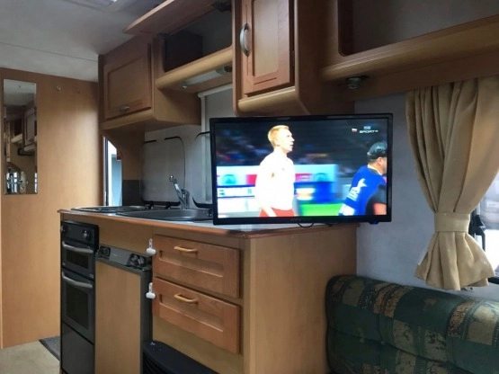                         Compass Rambler 4 osobowa. Stan idealny. Bogate wyposażenie - zdjęcie 11
                        