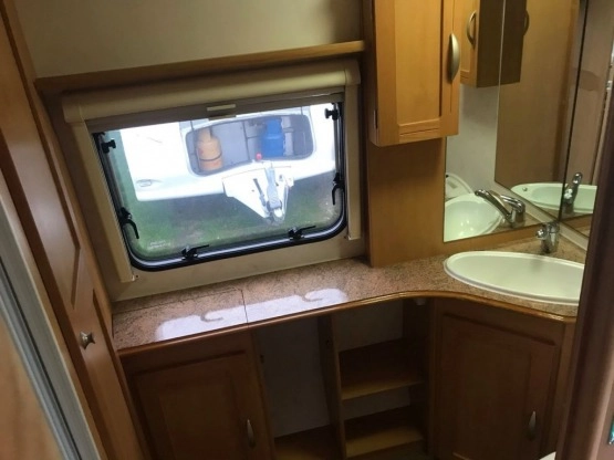                         Compass Rambler 4 osobowa. Stan idealny. Bogate wyposażenie - zdjęcie 8
                        