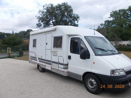                         Sprzedam kamper Heku 600 - zdjęcie 5
                        