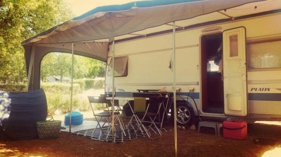                         Sprzedam lub zamienię. Przyczepa Fendt 510 - zdjęcie 6
                        