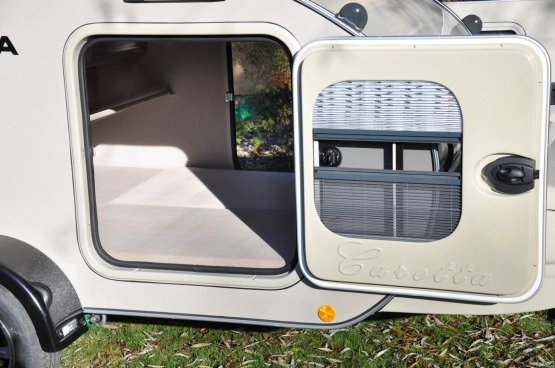                         Caretta 1500 Teardrop Nowa przyczepa kempingowa MiniCamp już dostępna od ręki  - zdjęcie 12
                        