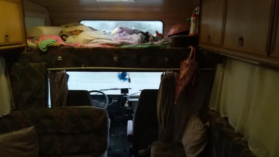                         Kamper Fiat Ducato zabudowa Dethleffs - zdjęcie 5
                        