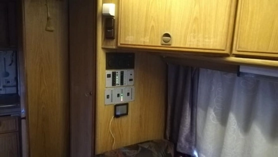                         Kamper Fiat Ducato zabudowa Dethleffs - zdjęcie 9
                        