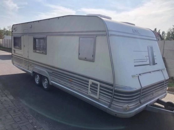                         LMC 680 zadbana z namiotem - zdjęcie 17
                        