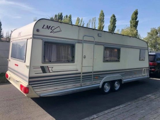                         LMC 680 zadbana z namiotem - zdjęcie 7
                        