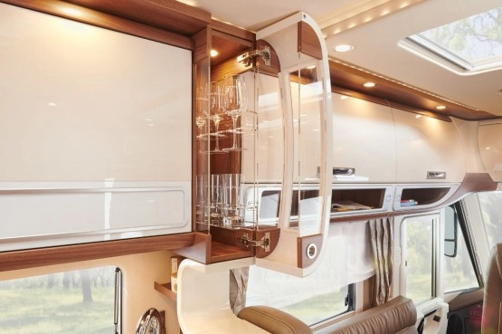                         Camper  Carthago  Chic S-Plus I 52 QB   nowy , lipiec 2020r - zdjęcie 4
                        