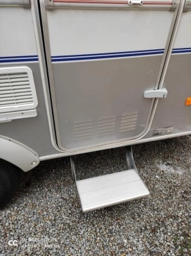                         Eriba Triton 420 GT - zdjęcie 2
                        