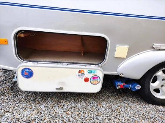                         Eriba Triton 420 GT - zdjęcie 3
                        