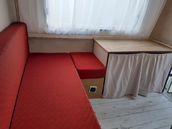                         Przyczepa kempingowa Niewiadów N126e - zdjęcie 2
                        