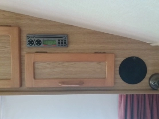                         Przyczepa kempingowa ELDDIS KNIGHTSBRIDDGE 1998r Prysznic, toaleta, przedsionek - zdjęcie 5
                        