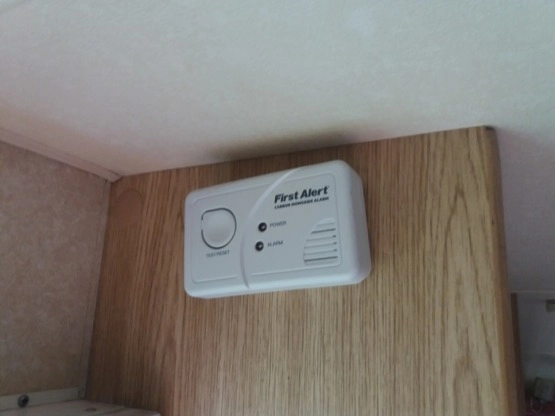                         Przyczepa kempingowa ELDDIS KNIGHTSBRIDDGE 1998r Prysznic, toaleta, przedsionek - zdjęcie 7
                        