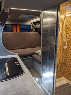                         Crafter 2010/19 2,5 Blue TDI Kamper, rej. 4 os., FV 23%, do negocjacji, stan idealny - zdjęcie 17
                        