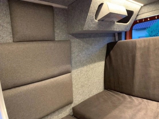                         Crafter 2010/19 2,5 Blue TDI Kamper, rej. 4 os., FV 23%, do negocjacji, stan idealny - zdjęcie 21
                        