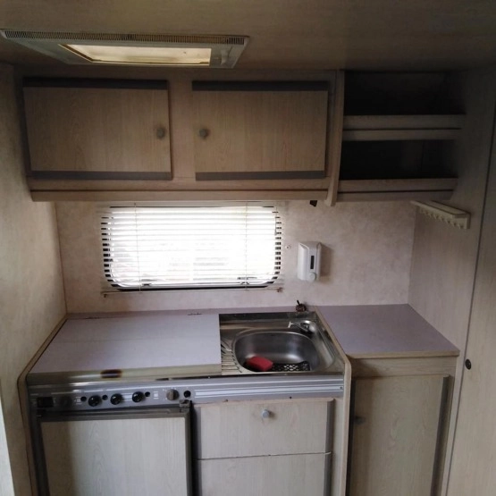                         Przyczepa kempingowa Caravelair - zdjęcie 4
                        