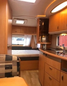                         Hobby De Luxe 440 - zdjęcie 10
                        