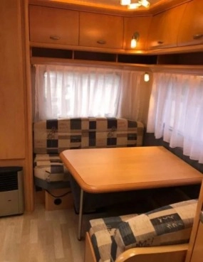                         Hobby De Luxe 440 - zdjęcie 7
                        