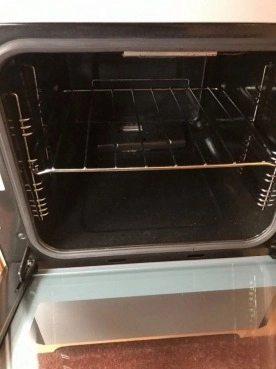                         Przyczepa - dwie sypialnie, łóżko małżeńskie, stan idealny - zdjęcie 25
                        