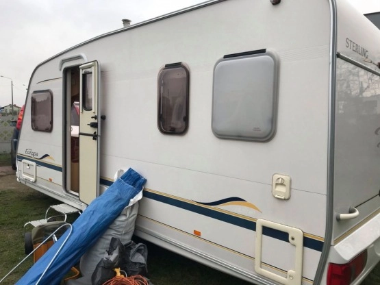                         Przyczepa - dwie sypialnie, łóżko małżeńskie, stan idealny - zdjęcie 5
                        