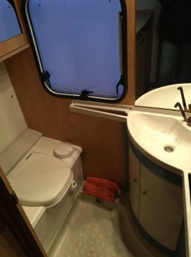                         Burstner Fun 400 TS - zdjęcie 3
                        