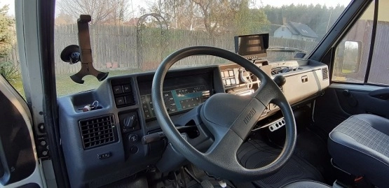                         Fiat Ducato 2.5 TD Granduca 54  6 os. - zdjęcie 16
                        