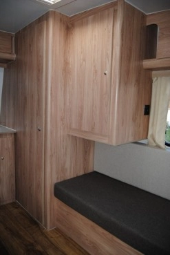                         Nowy NIEWIADÓW N-SPRINT NTL z WC! Prysznic! Przedsionek, Transport Gratis - zdjęcie 2
                        