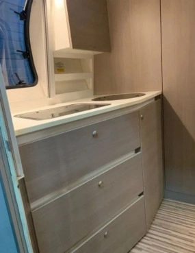                         Adria Action 361 LH Mover Akumulator - zdjęcie 11
                        