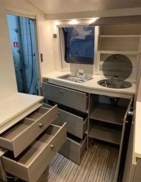                         Adria Action 361 LH Mover Akumulator - zdjęcie 19
                        