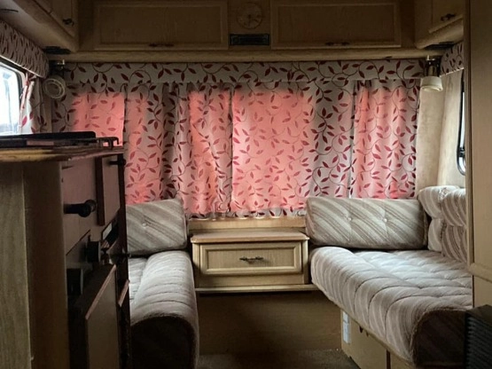                         Przyczepa Fleetwood Cavalier - zdjęcie 7
                        