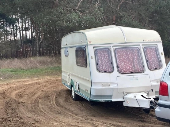                         Przyczepa Fleetwood Cavalier - zdjęcie 8
                        