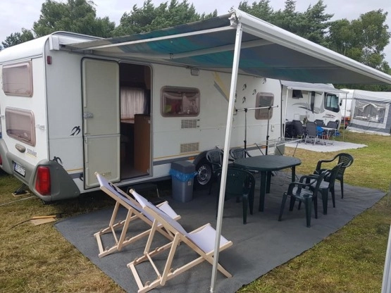                         Knaus 500, dmc 1500 kg, rok 2001 - zdjęcie 1
                        