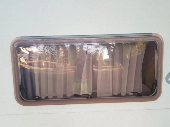                         Knaus 500, dmc 1500 kg, rok 2001 - zdjęcie 24
                        