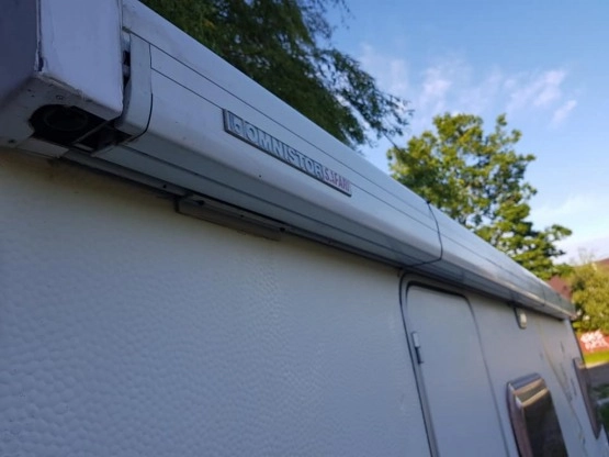                         Knaus 500, dmc 1500 kg, rok 2001 - zdjęcie 2
                        