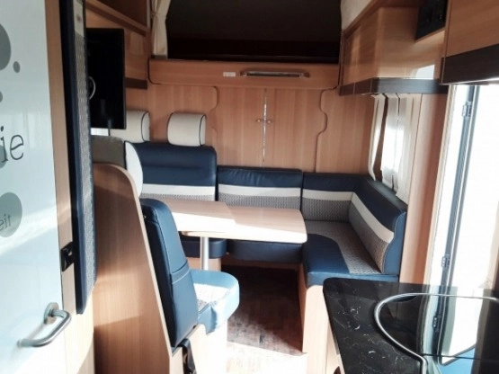                         LMC Grand Breezer 2,3 Diesel "A834 G" FV 23% - zdjęcie 12
                        