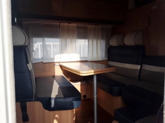                         LMC Grand Breezer 2,3 Diesel "A834 G" FV 23% - zdjęcie 14
                        