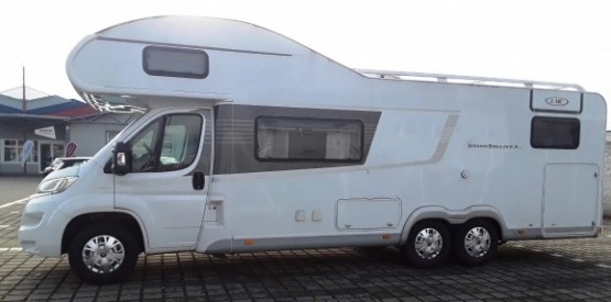                         LMC Grand Breezer 2,3 Diesel "A834 G" FV 23% - zdjęcie 17
                        