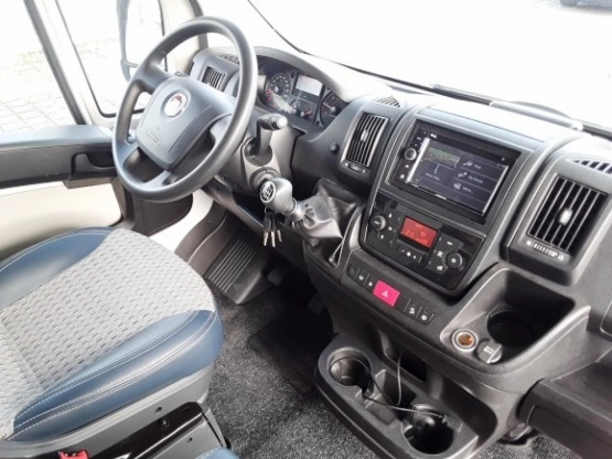                         LMC Grand Breezer 2,3 Diesel "A834 G" FV 23% - zdjęcie 3
                        