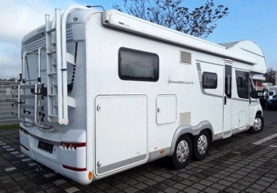                         LMC Grand Breezer 2,3 Diesel "A834 G" FV 23% - zdjęcie 5
                        