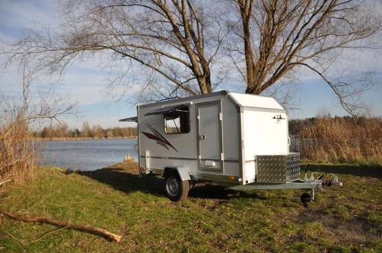                         Everest MiniCamp Kempingowa mała lekka przyczepa terenowa DMC750kg - zdjęcie 3
                        