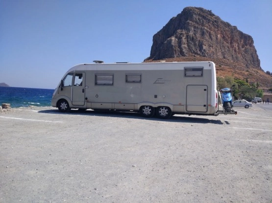                         BEZWYPADKOWY Burstner Elegance i821 Integra 2008 Alde AlKo - zdjęcie 12
                        