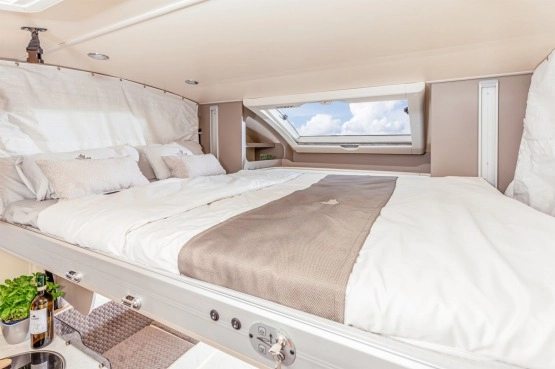                         kamper AHORN CANADA TE 2021 5os. półintegra Renault Master - zdjęcie 9
                        