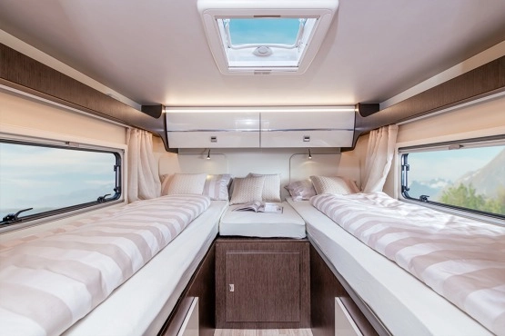                         kamper AHORN ALASKA AE 2021 4os. półintegra Renault Master - zdjęcie 4
                        