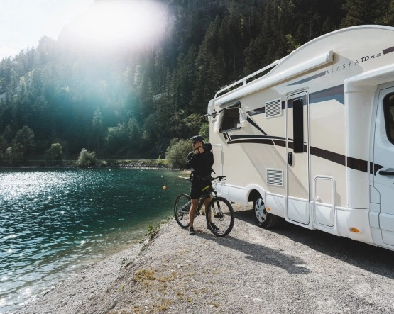                         kamper AHORN ALASKA AE 2021 4os. półintegra Renault Master - zdjęcie 7
                        