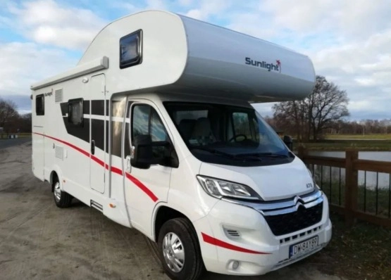                         Kamper Sunlight A70 - zdjęcie 1
                        