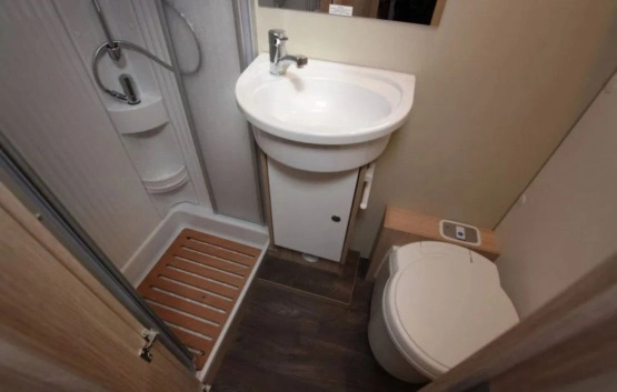                         Kamper Sunlight A70 - zdjęcie 7
                        