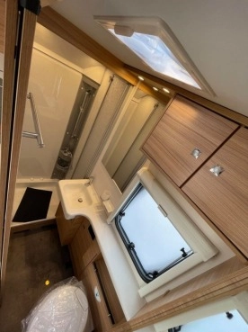                         Dethleffs Camper 730 FKR 2020 r. - zdjęcie 17
                        